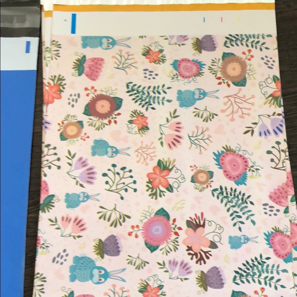 100 10x13 poly mailer - Picture 2 of 6
